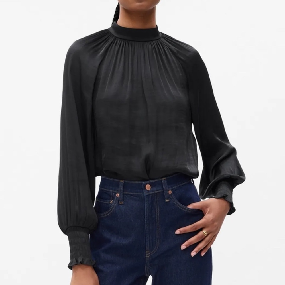 GAP Satin Silky Mockneck Pleated Blouse in Black with Mandarin Collar